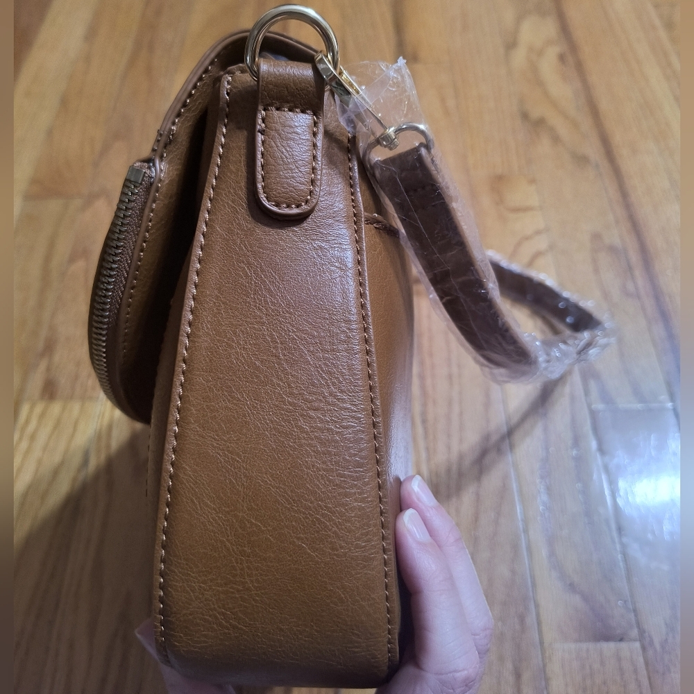 NWT Urban Expressions purse 10"X9"X2.5" Leatherlike Material - Picture 4 of 13